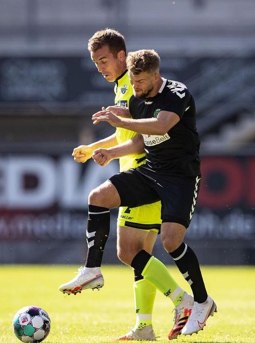 Nottm Forest đấu Với Southampton
